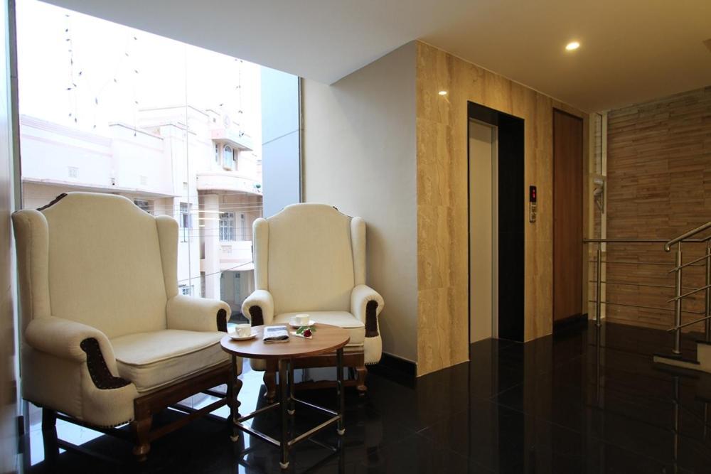 Samasth Rooms And Suits Mysore Buitenkant foto